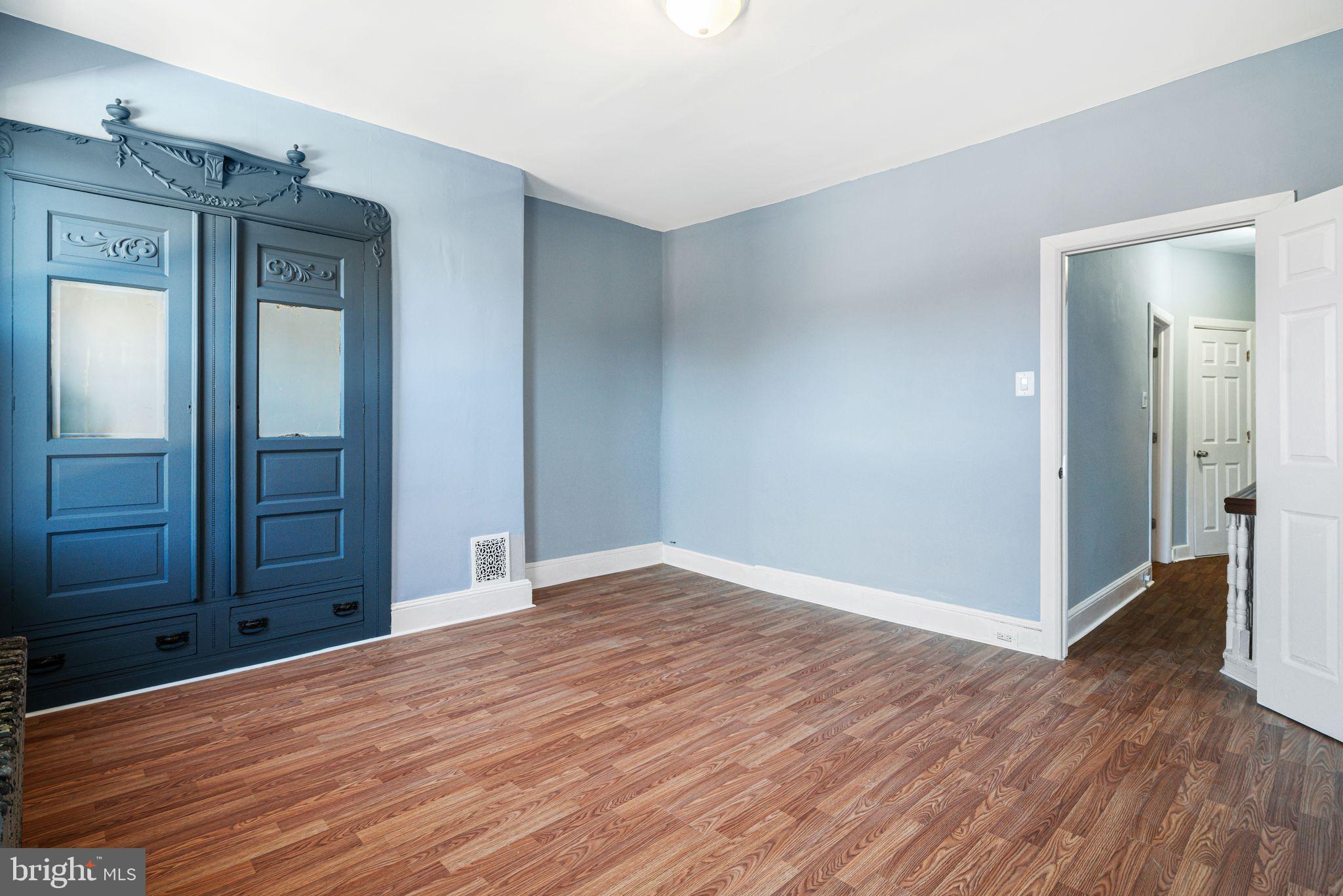 MILL CREEK - Residential