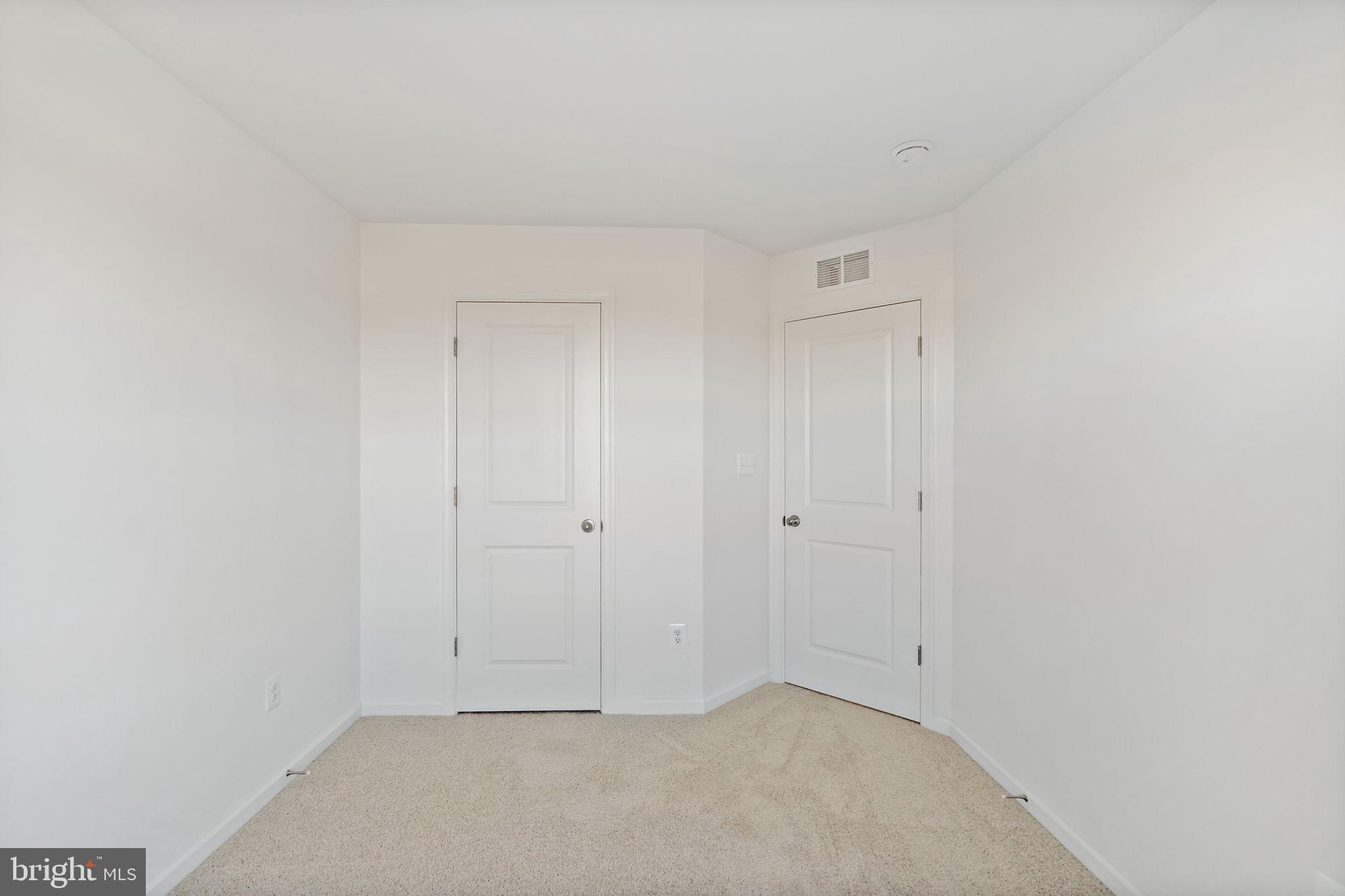 SOUTH BROOK - Residential