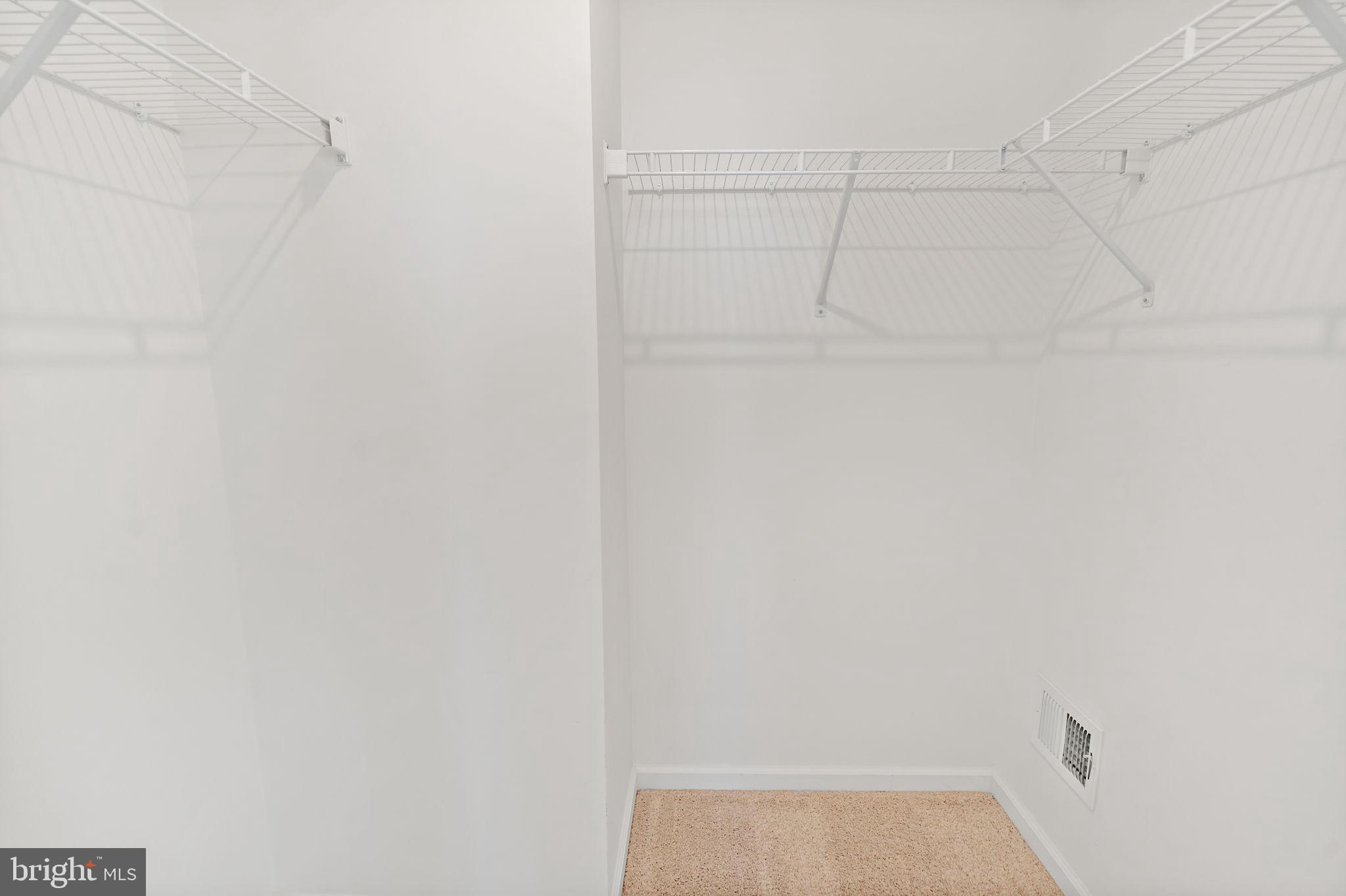 SOUTH BROOK - Residential