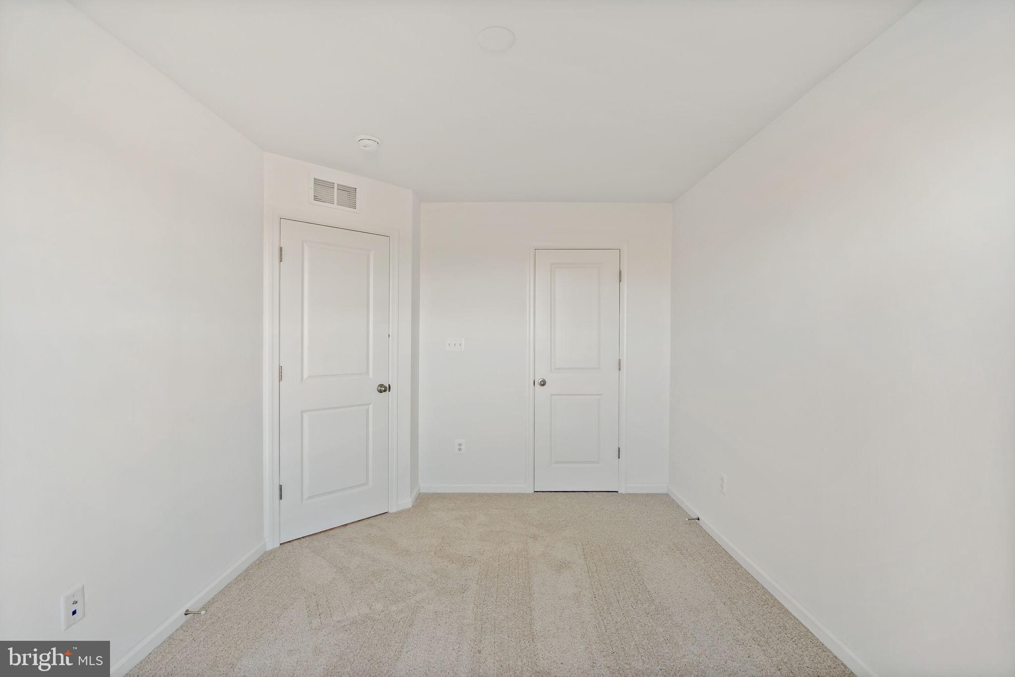 SOUTH BROOK - Residential