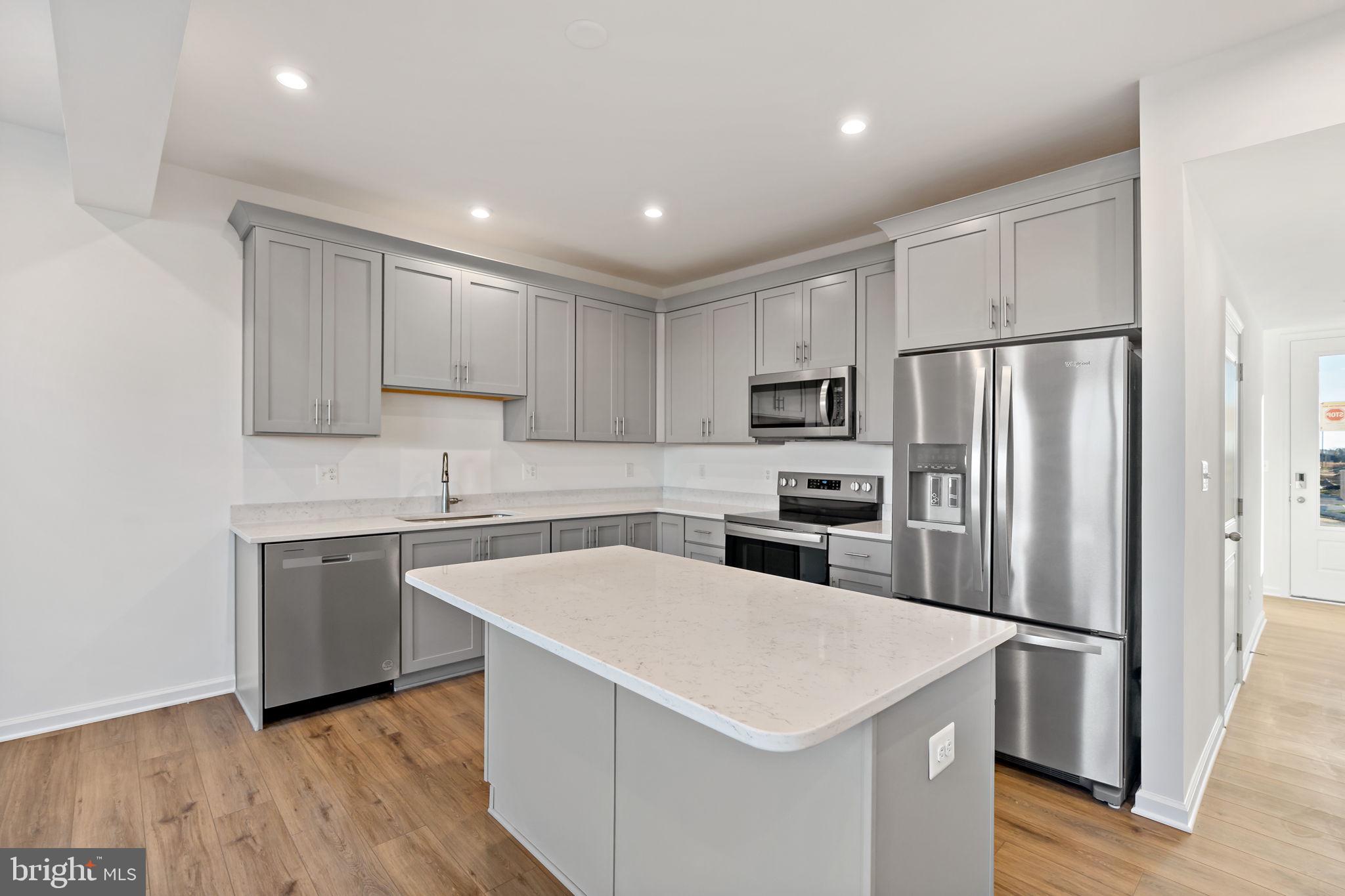 SOUTH BROOK - Residential