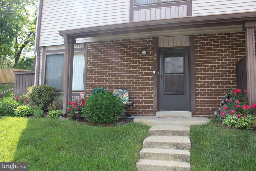 Beautiful Home in  Cinnamon Ridge Immediately Available for Quick Move-In! Home was renovated in 2015-2017 and shows the pride of ownership. Home features 3 spacious bedrooms and 1.5 baths . Beautiful foliage surrounds with fenced private patio. Washer and Dryer is not included in the sale.