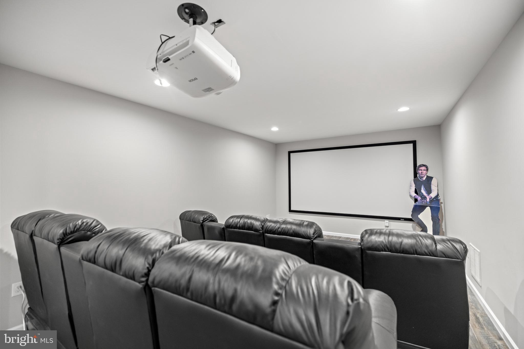 WILLOWSFORD - Residential