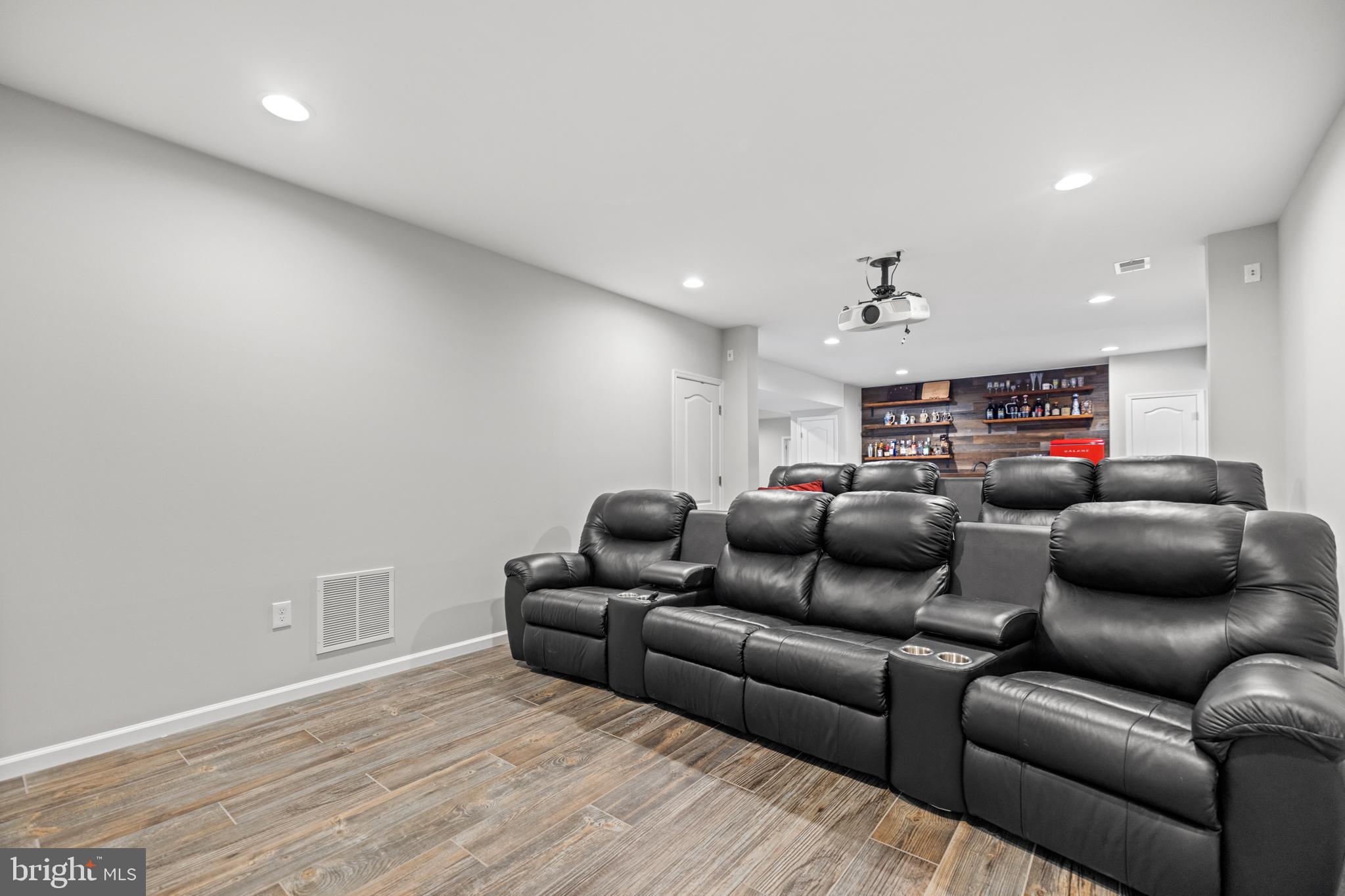 WILLOWSFORD - Residential