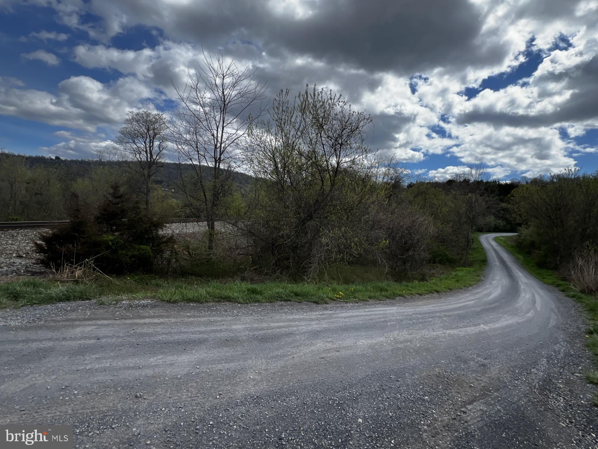 APPLEWOOD ESTATES - Commercial Sale