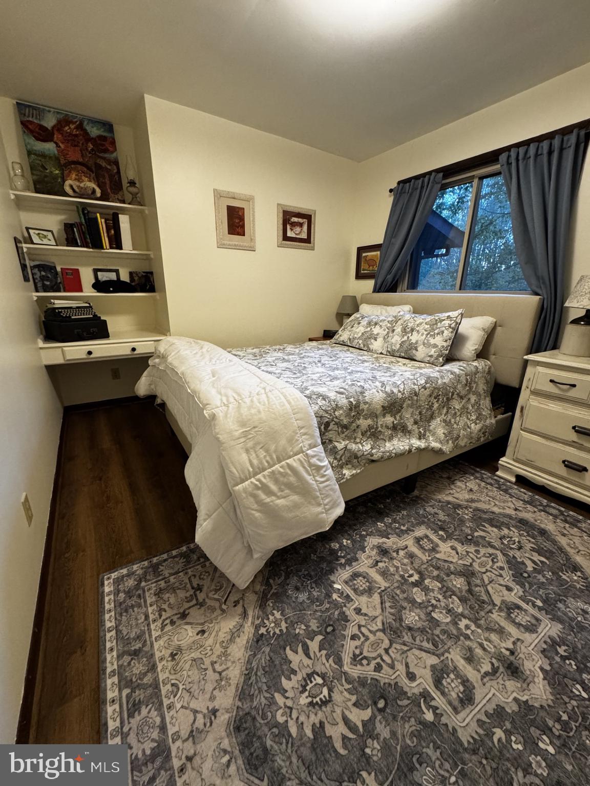 WOLF RUN - Residential Lease