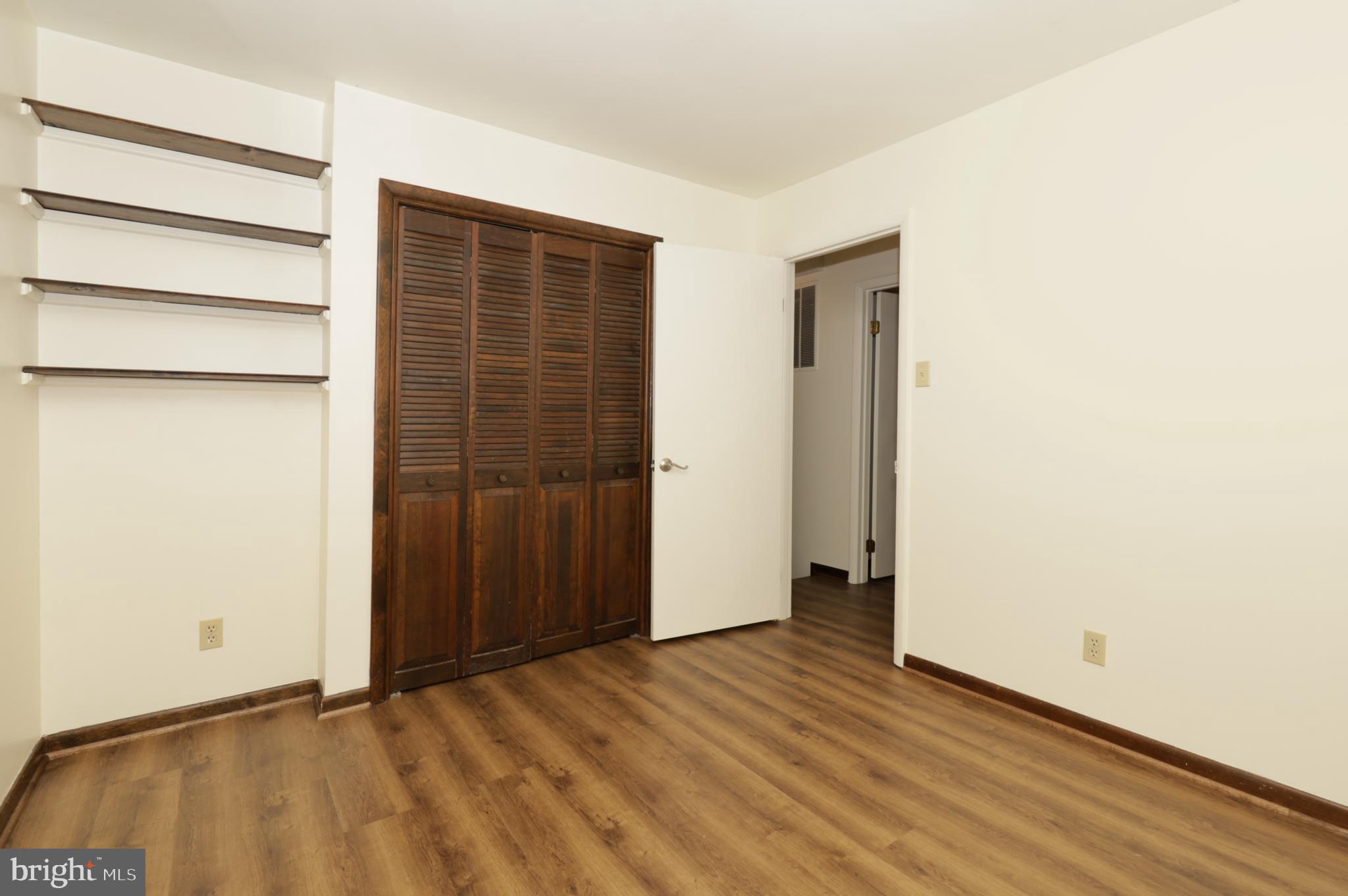 WOLF RUN - Residential Lease