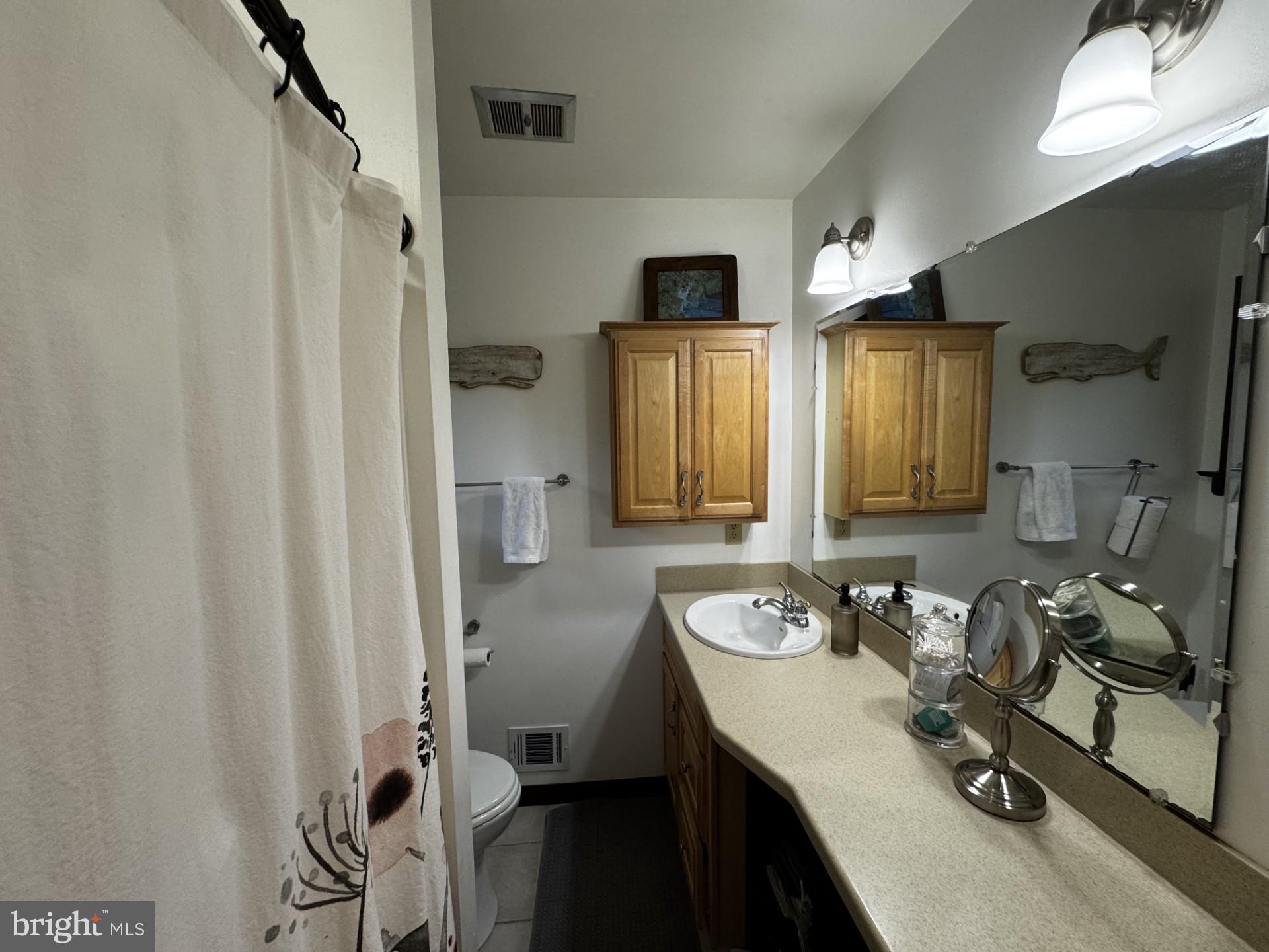 WOLF RUN - Residential Lease