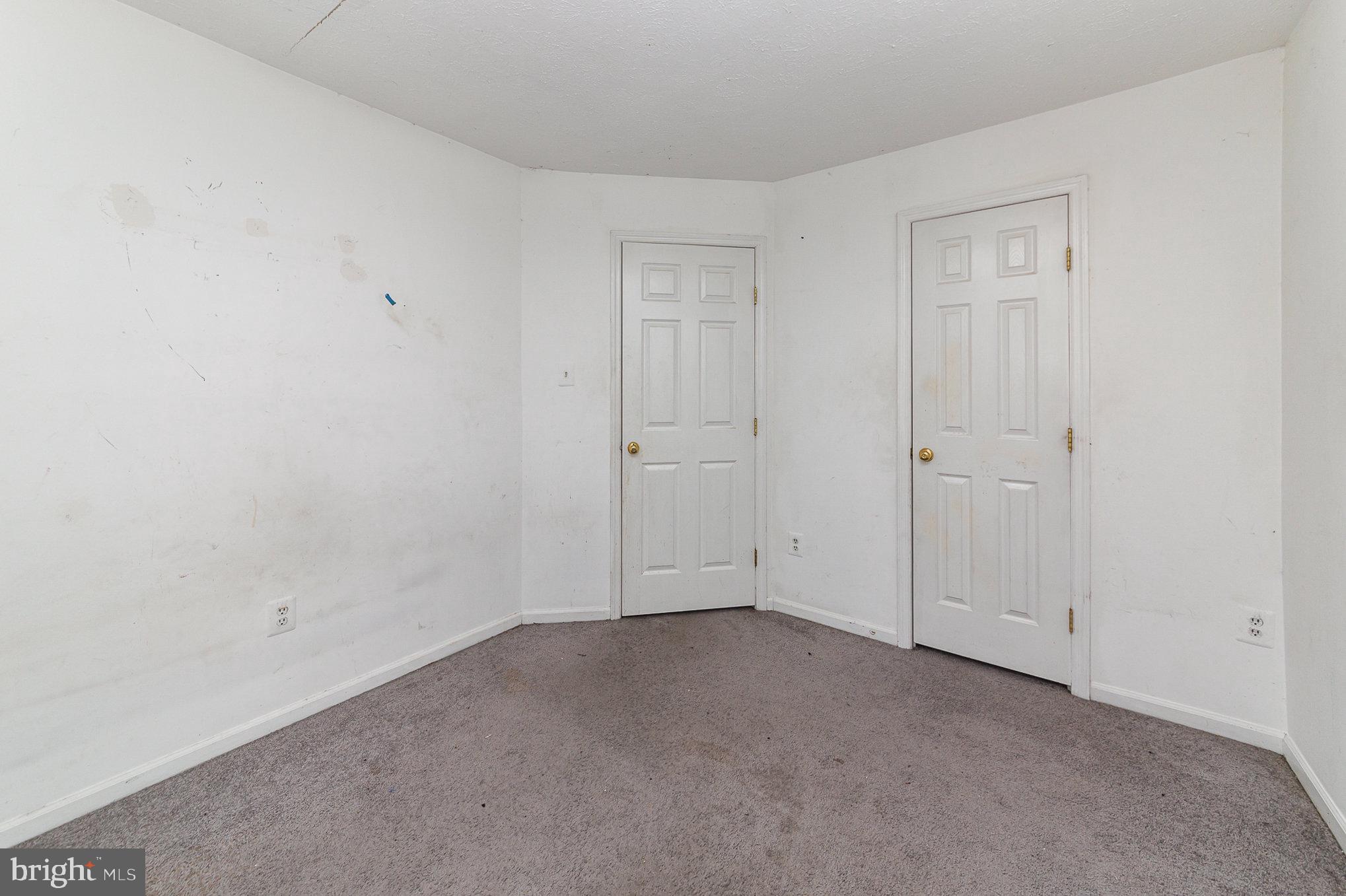 COUNTRY WALK - Residential