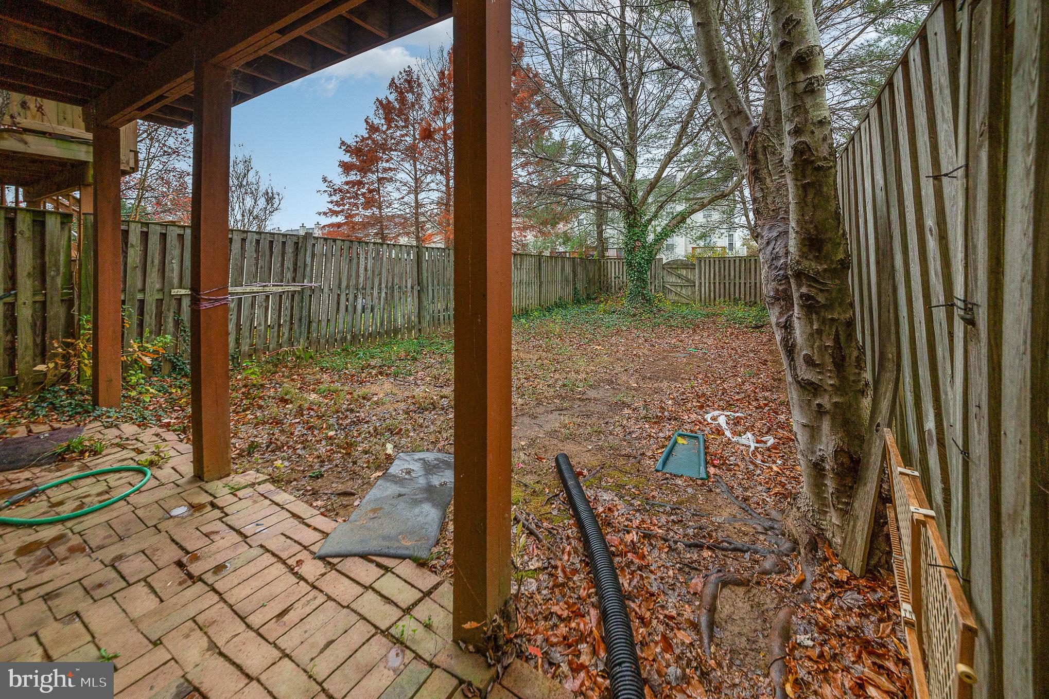 COUNTRY WALK - Residential