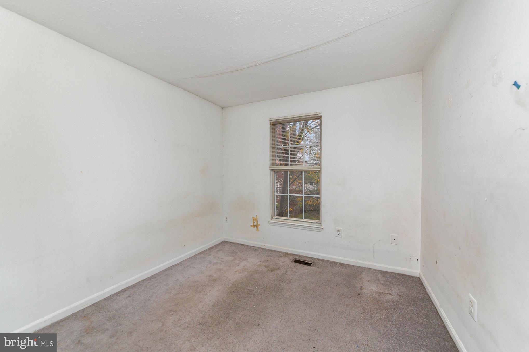 COUNTRY WALK - Residential