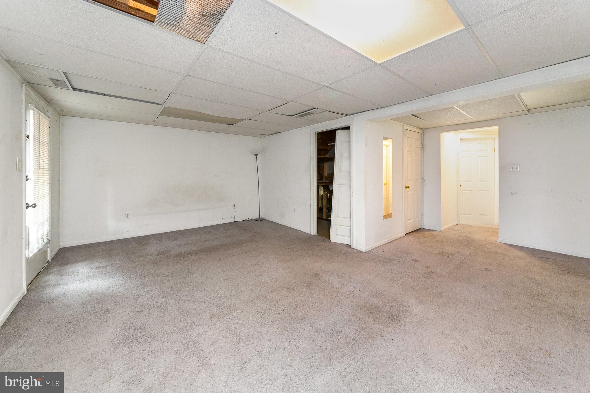 COUNTRY WALK - Residential