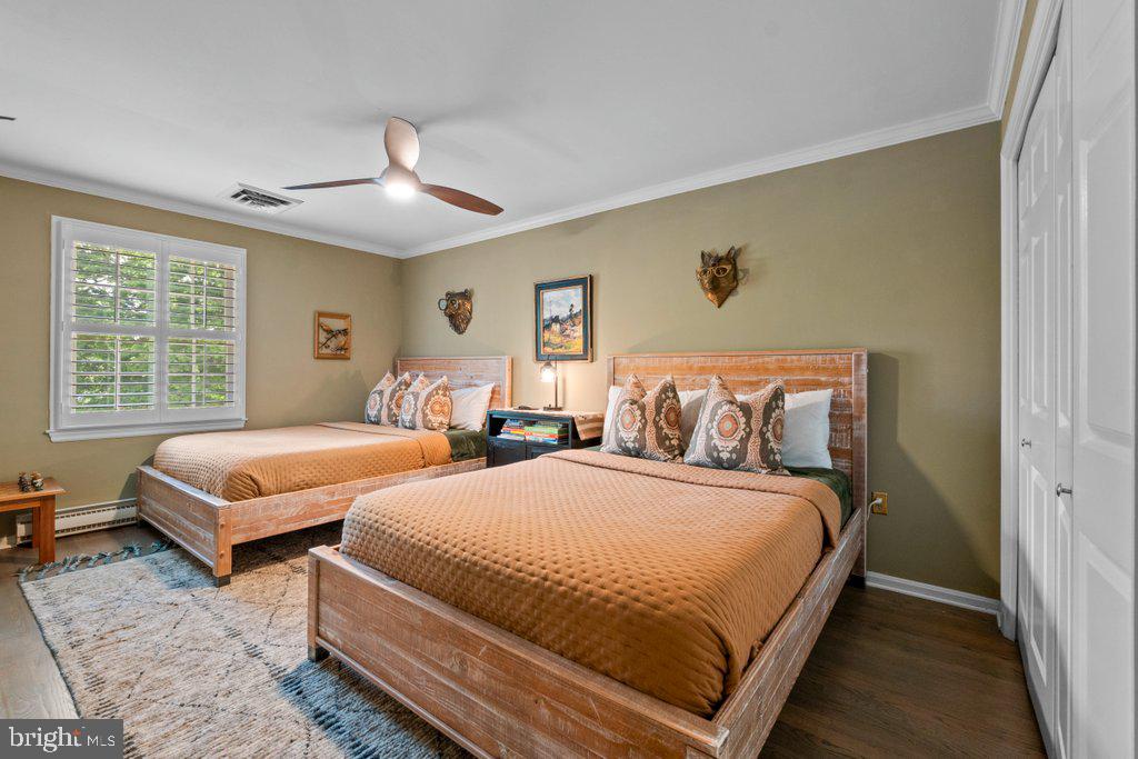 THORNTON WOOD - Residential