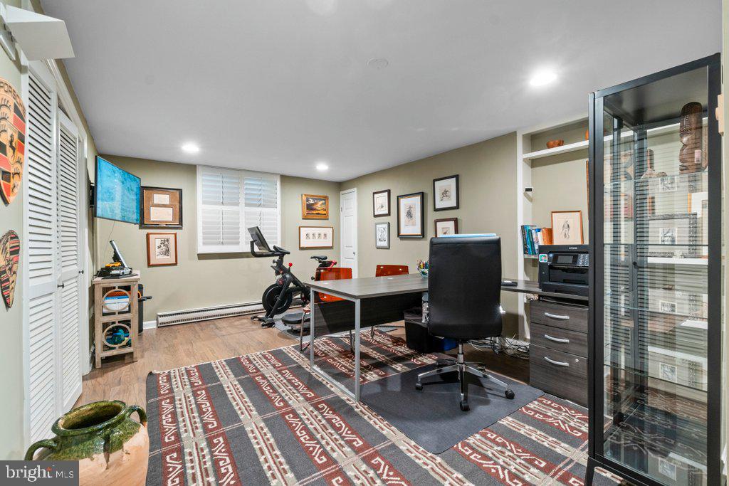THORNTON WOOD - Residential