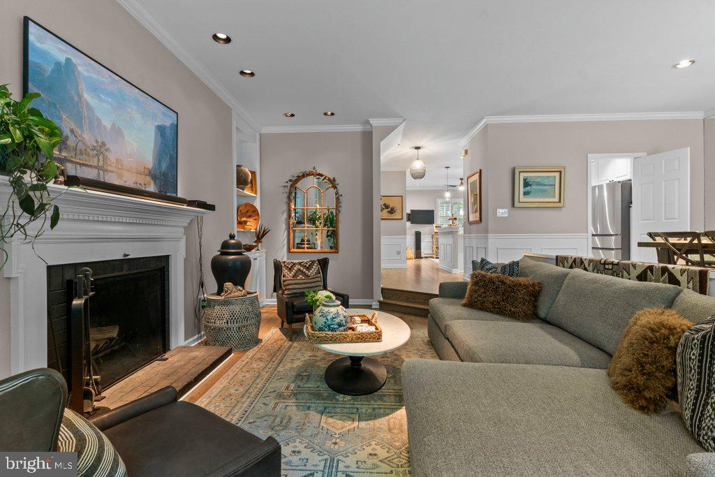 THORNTON WOOD - Residential