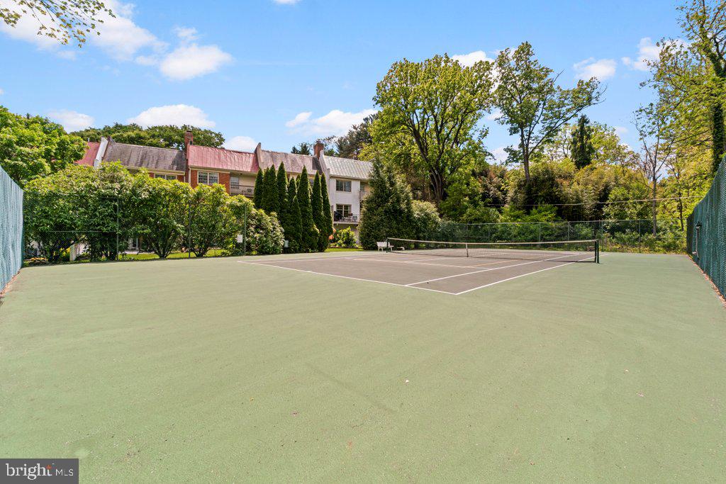 THORNTON WOOD - Residential