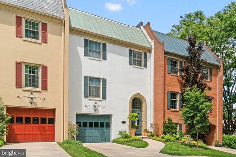 4 HUME COURT 25 TOWSON MD 21204
