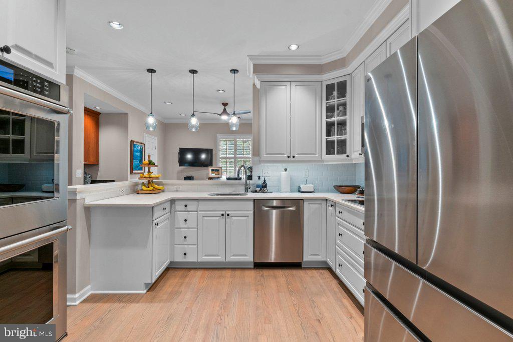 THORNTON WOOD - Residential