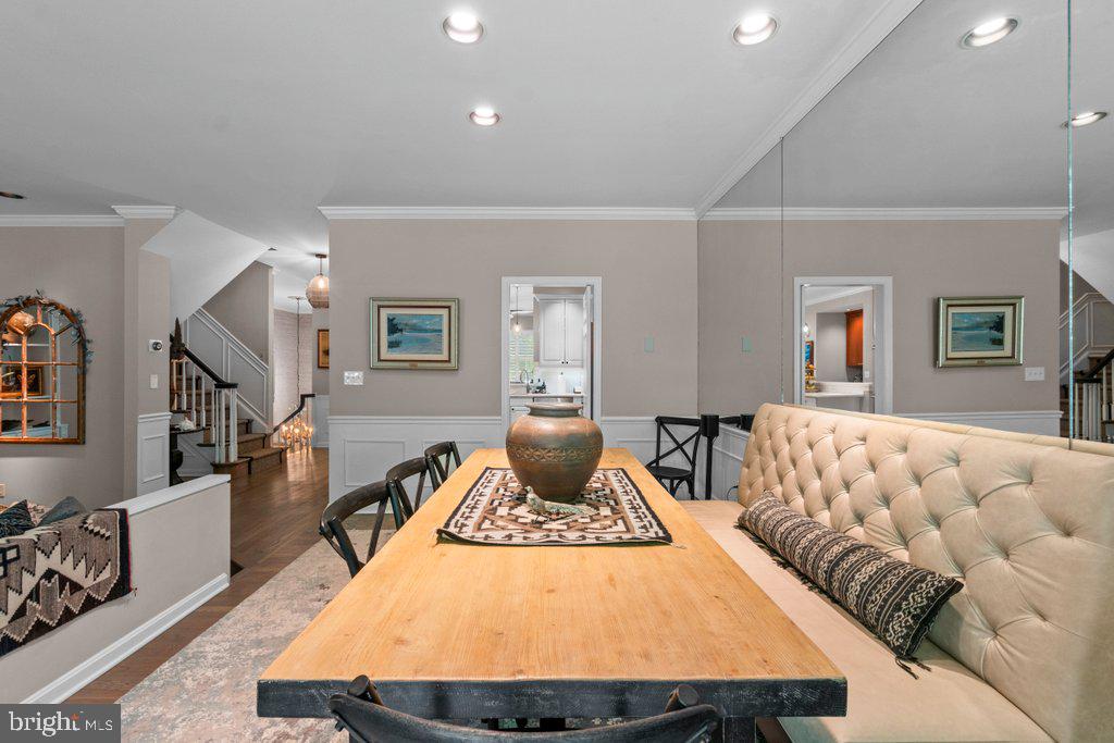 THORNTON WOOD - Residential