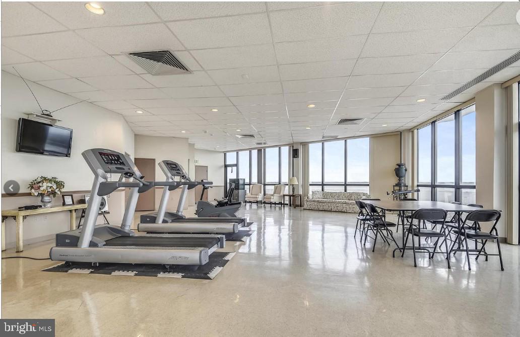 RIDGELY TOWSON CENTER - Commercial Sale