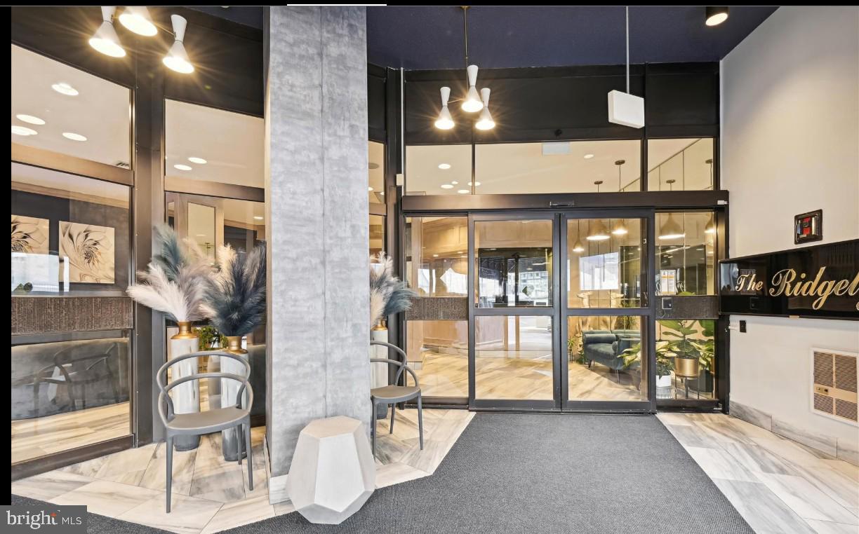 RIDGELY TOWSON CENTER - Commercial Sale