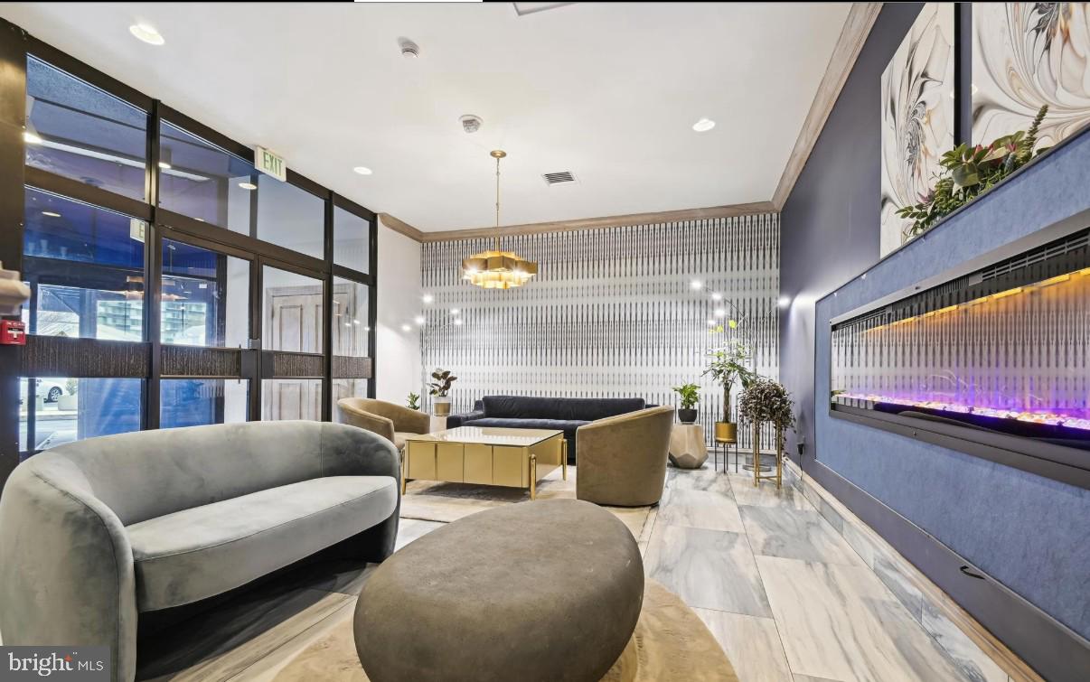 RIDGELY TOWSON CENTER - Commercial Sale