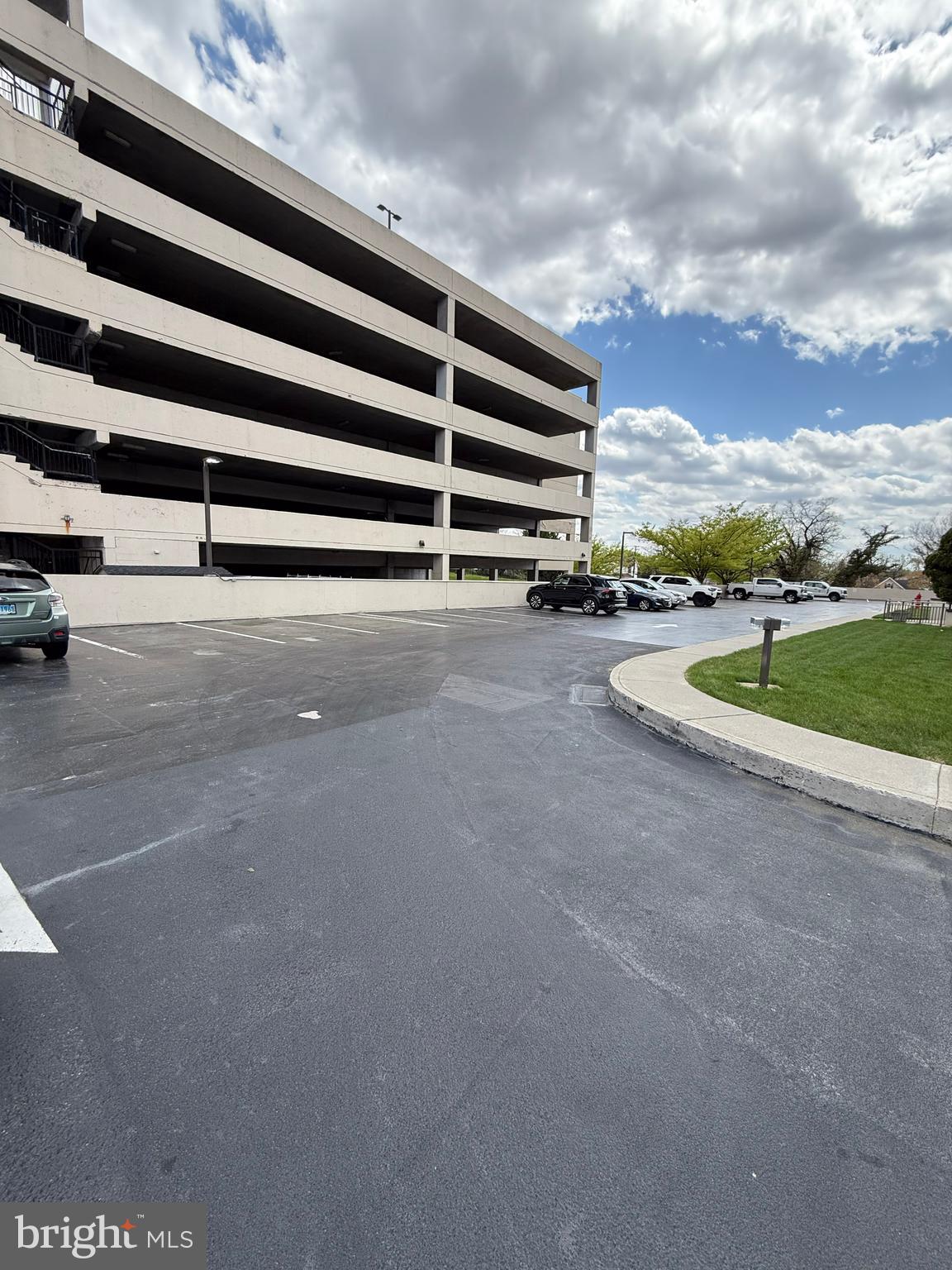 RIDGELY TOWSON CENTER - Commercial Sale