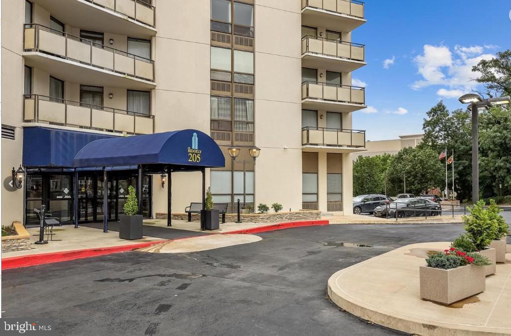 RIDGELY TOWSON CENTER - Commercial Sale