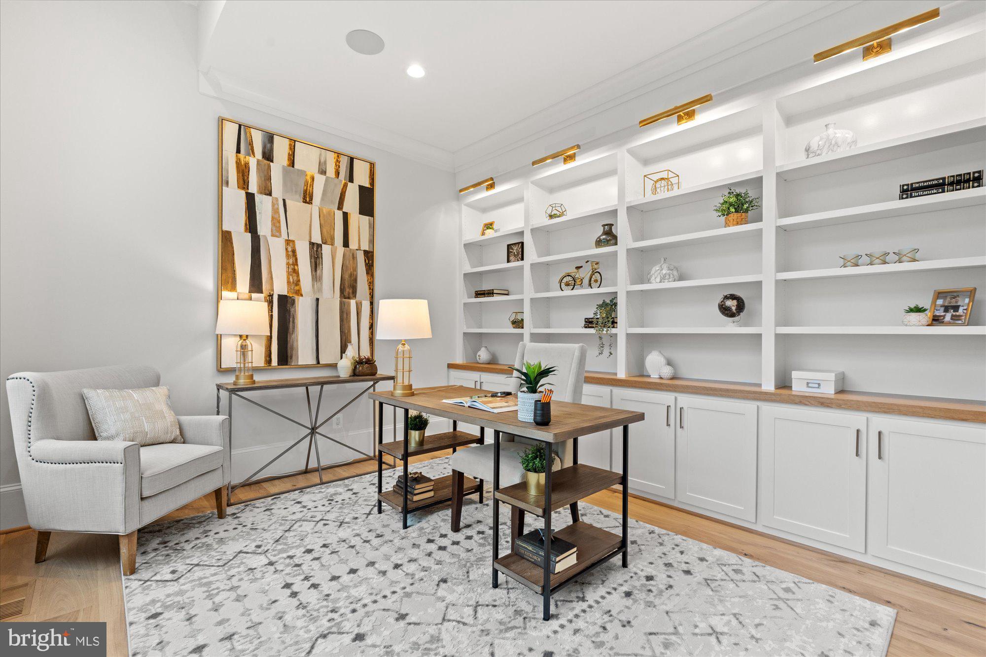 BROYHILL FOREST - Residential