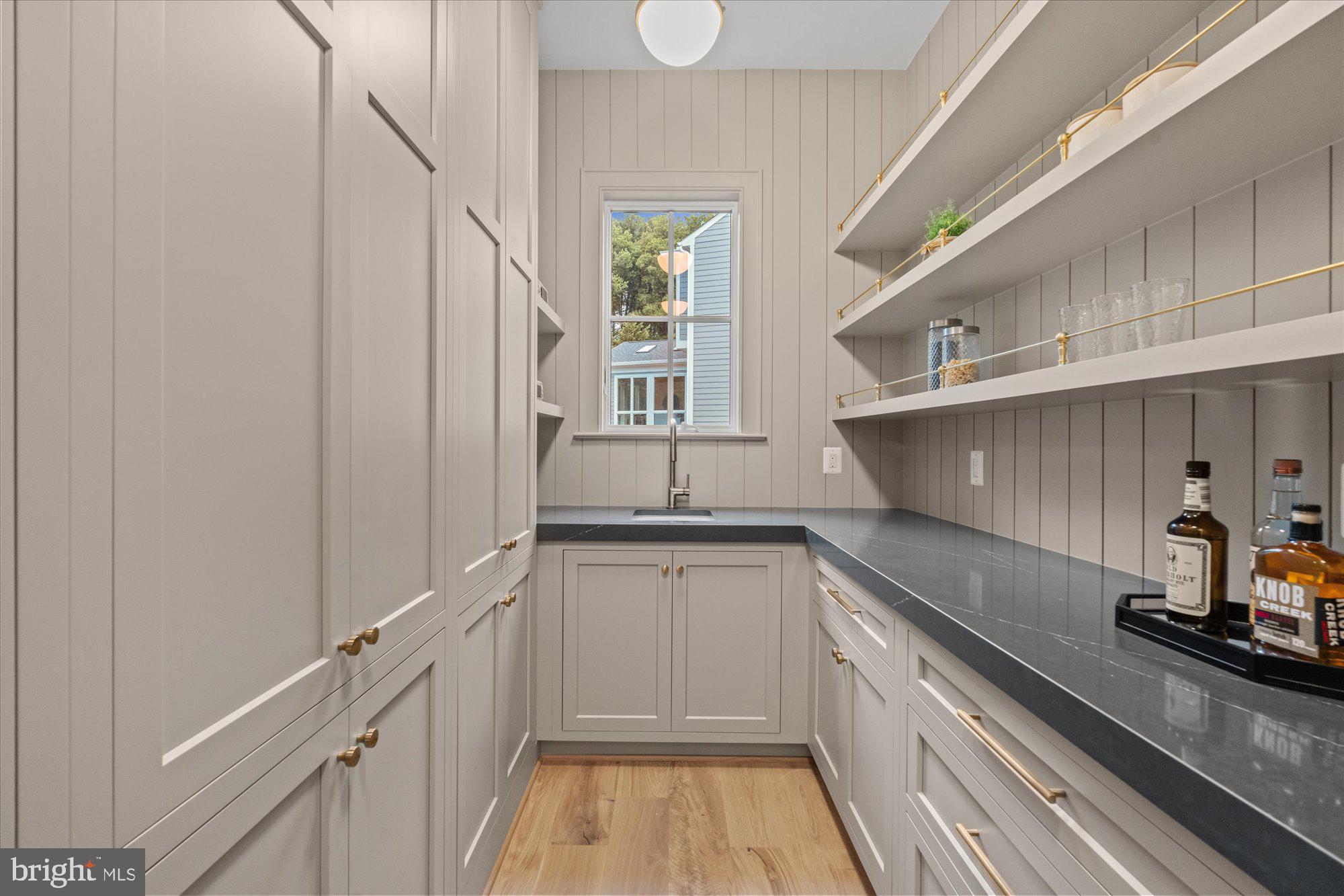 BROYHILL FOREST - Residential