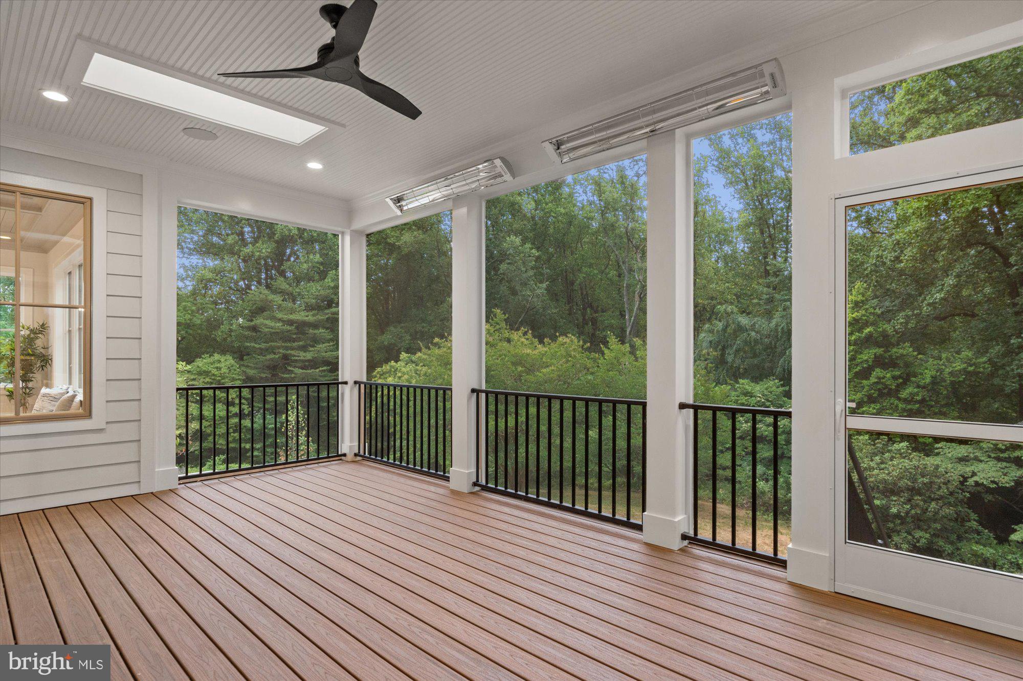 BROYHILL FOREST - Residential