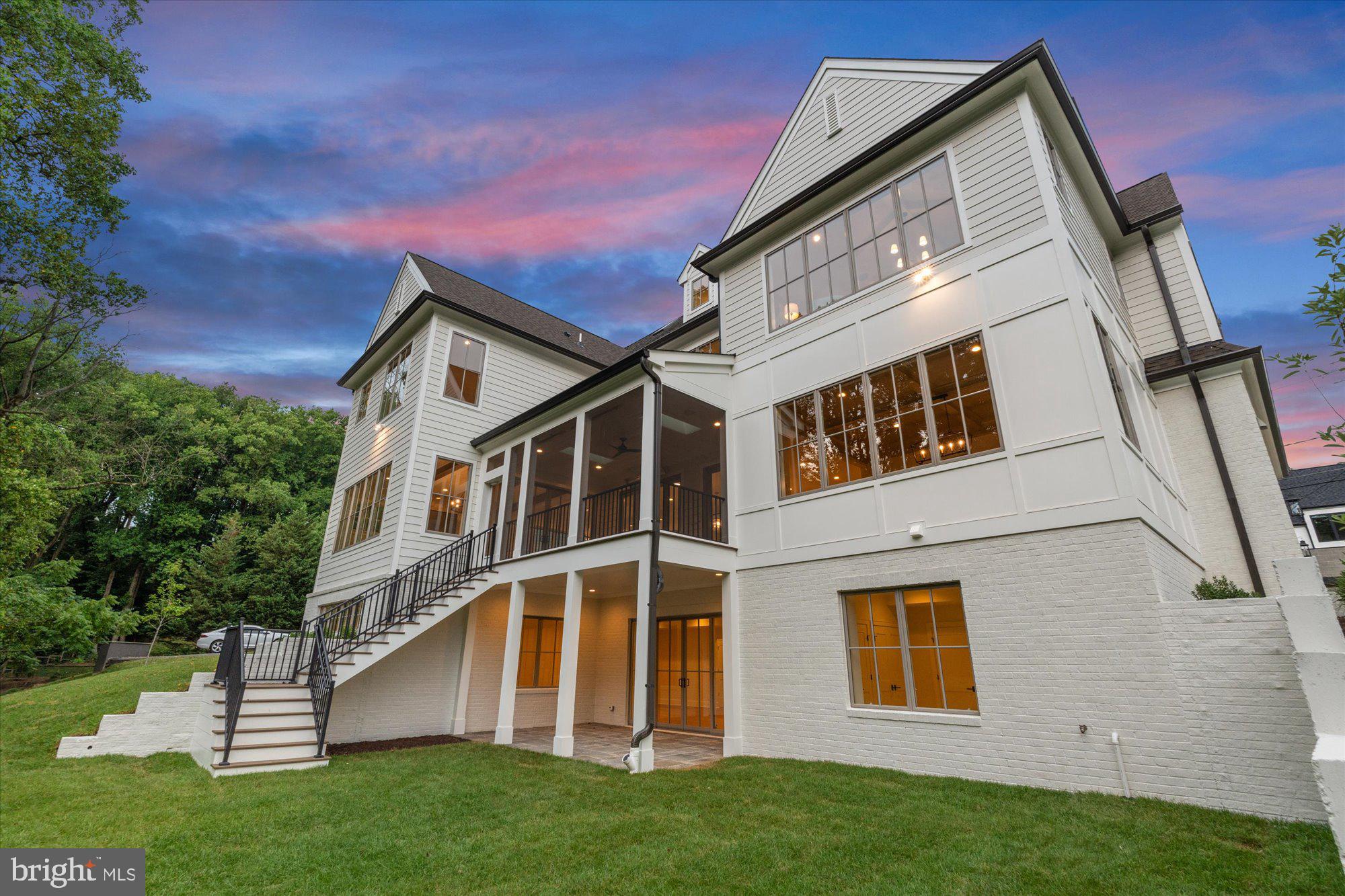 BROYHILL FOREST - Residential