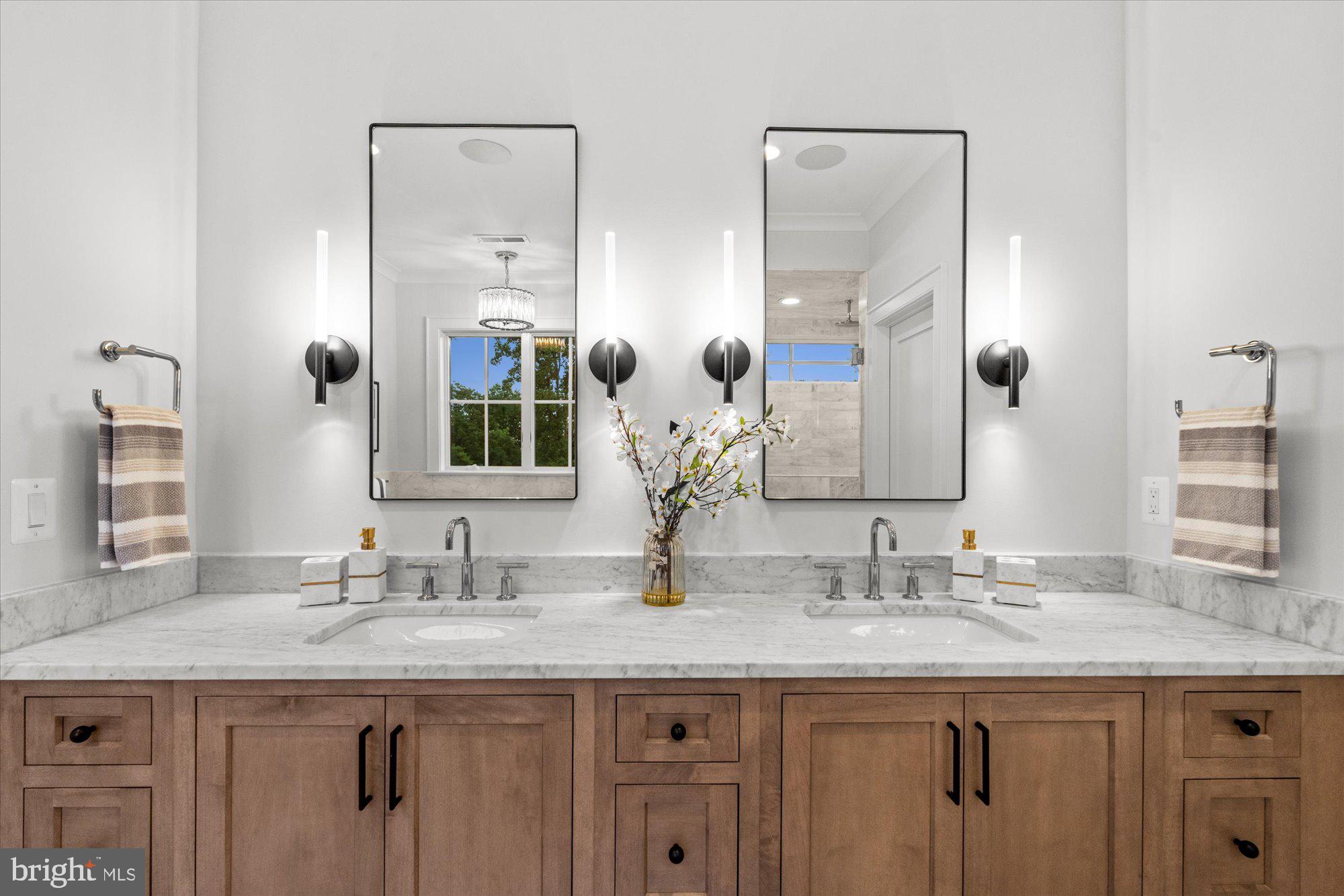 BROYHILL FOREST - Residential