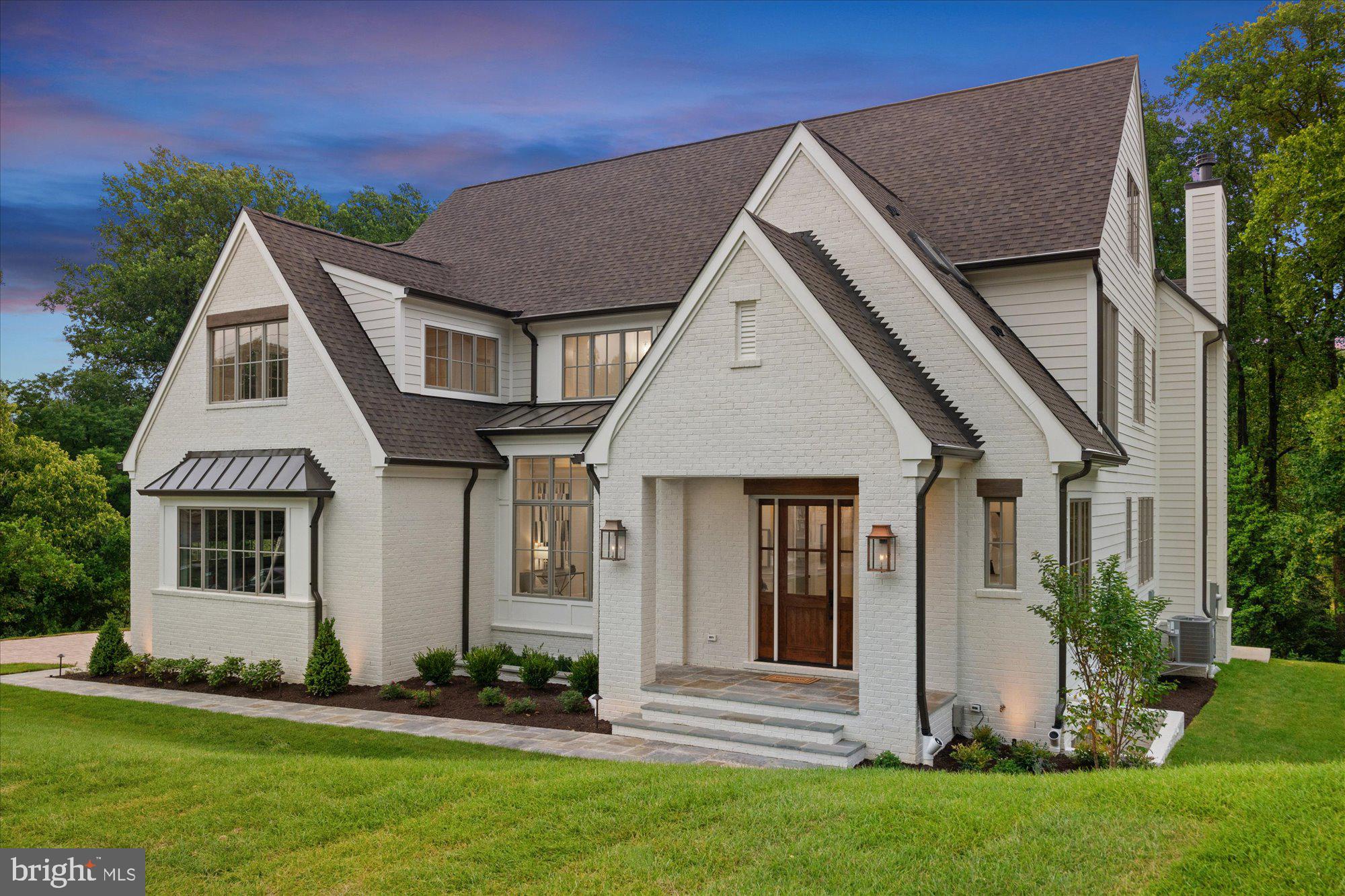 BROYHILL FOREST - Residential