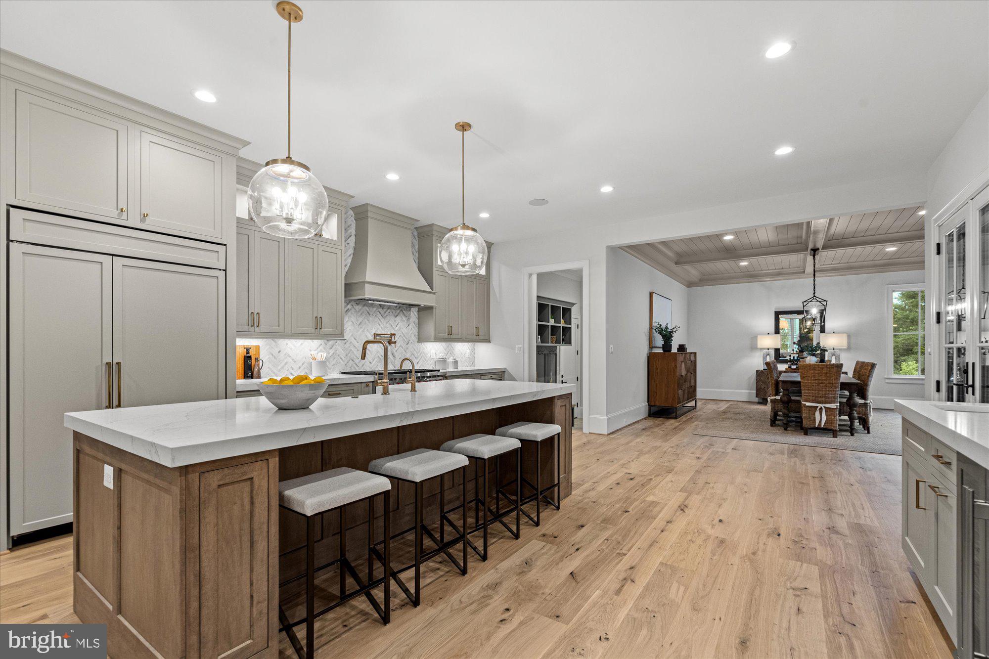 BROYHILL FOREST - Residential