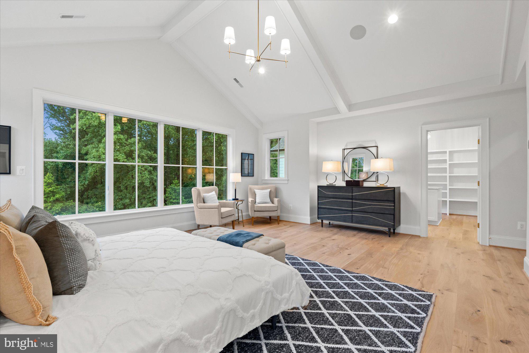 BROYHILL FOREST - Residential