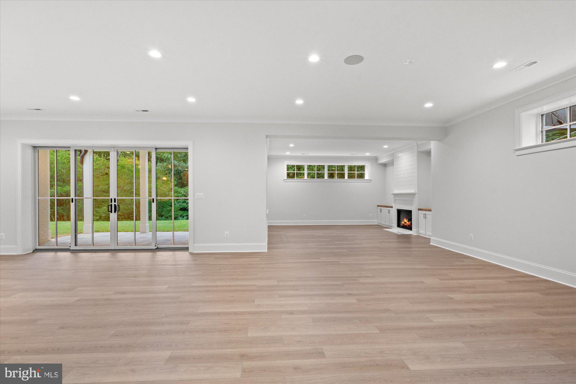 BROYHILL FOREST - Residential