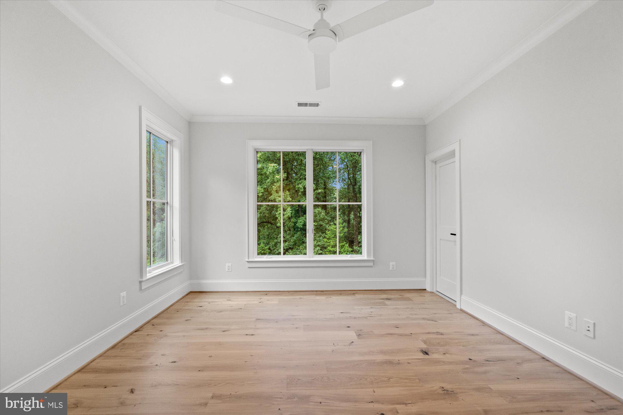 BROYHILL FOREST - Residential