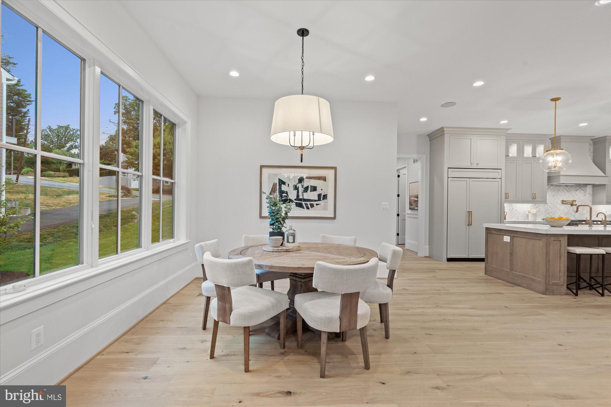 BROYHILL FOREST - Residential