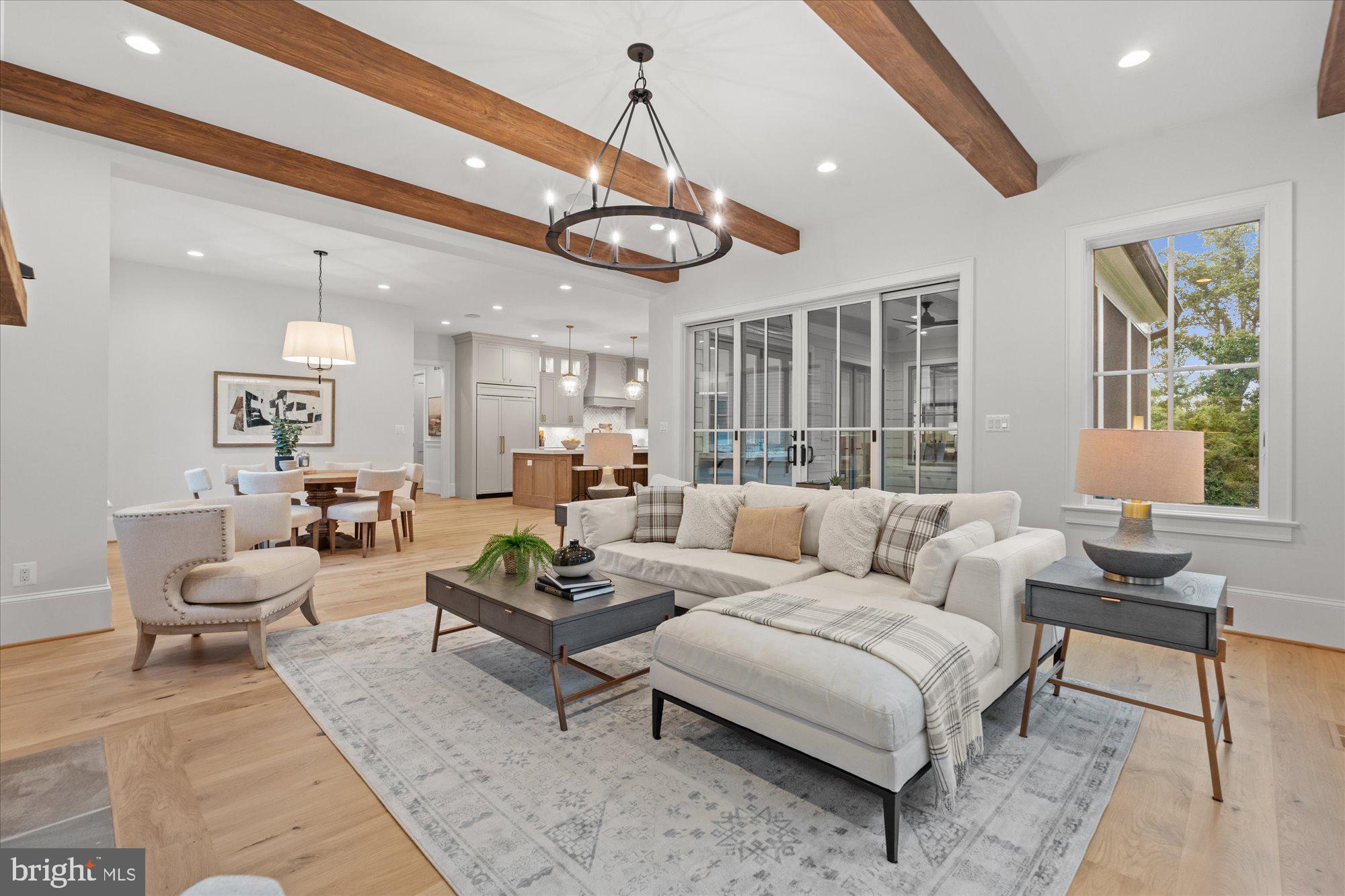 BROYHILL FOREST - Residential