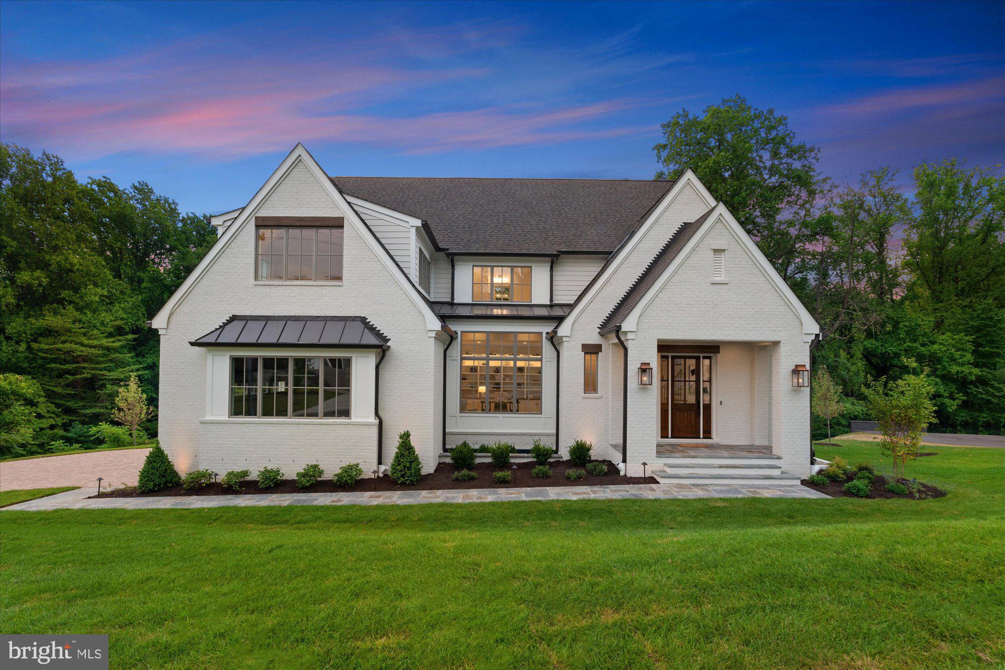 BROYHILL FOREST - Residential