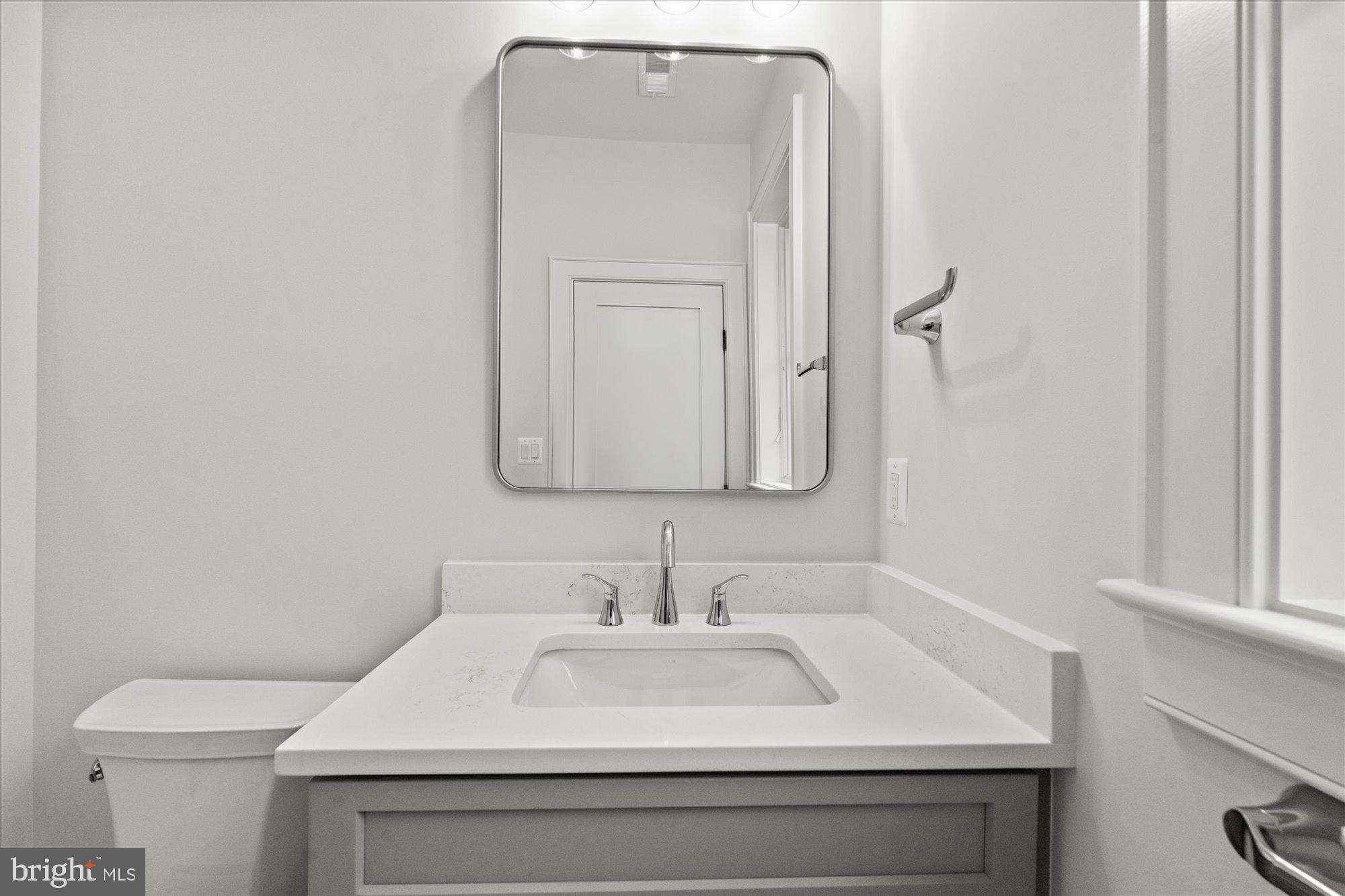 BROYHILL FOREST - Residential