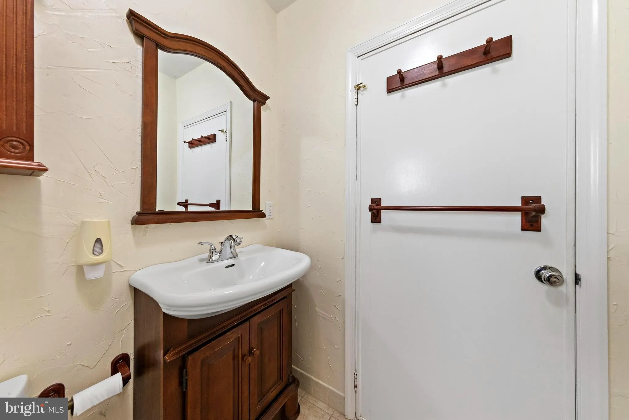 Long Beach Township, New Jersey 08008, United States, 4 Bedrooms Bedrooms, ,2 BathroomsBathrooms,Residential,Active,232236