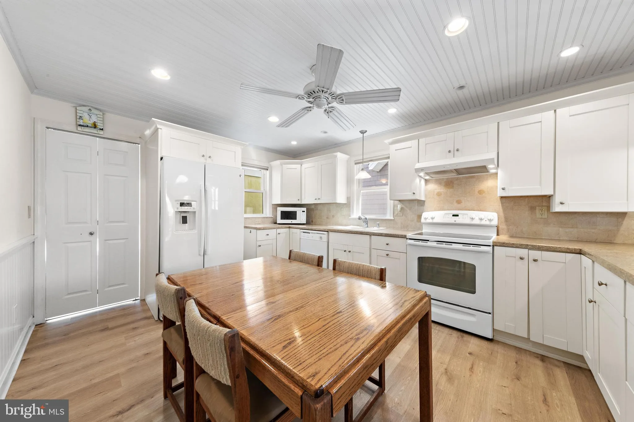 Long Beach Township, New Jersey 08008, United States, 4 Bedrooms Bedrooms, ,2 BathroomsBathrooms,Residential,Active,232236