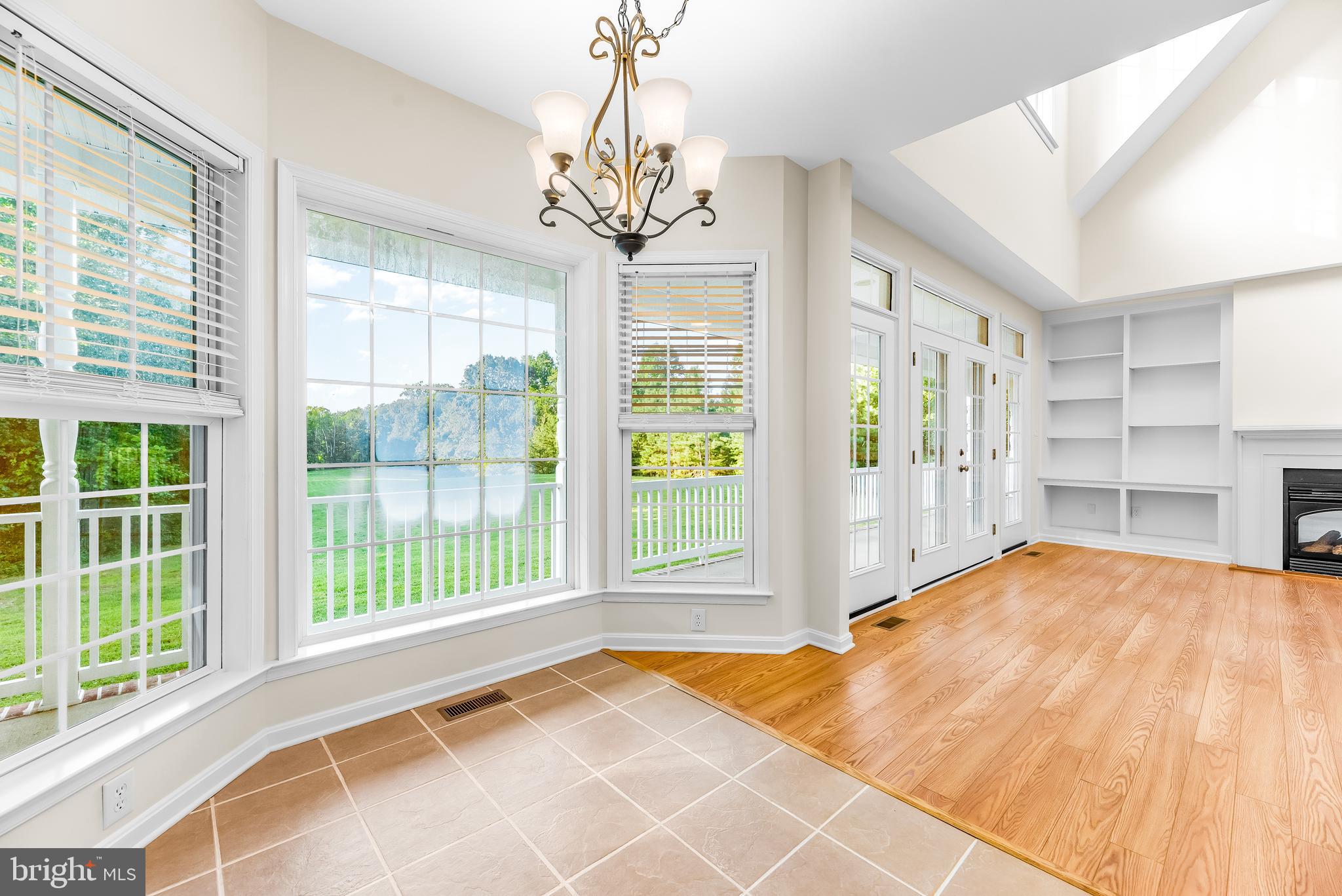 CANOE NECK CREEK - Residential