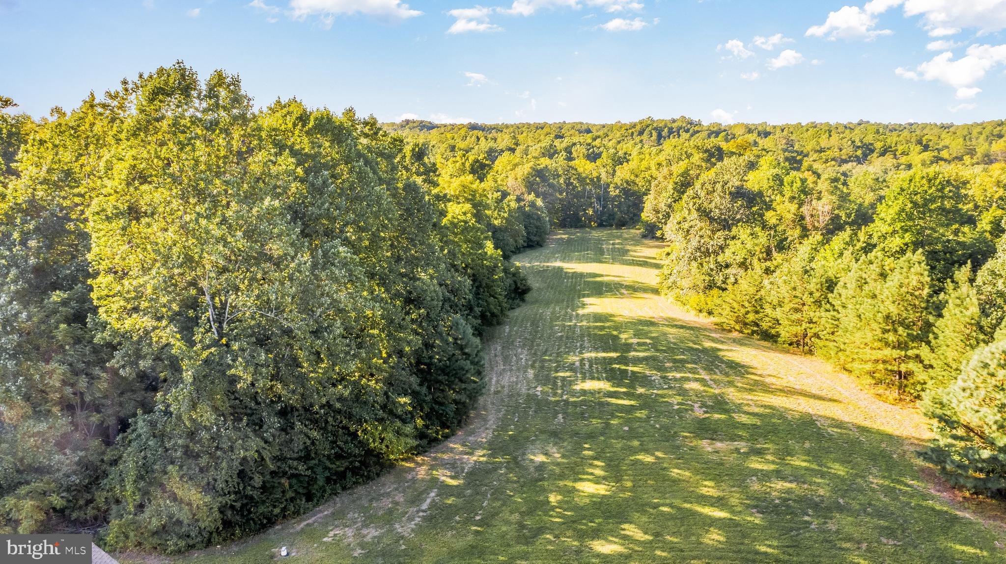 CANOE NECK CREEK - Residential