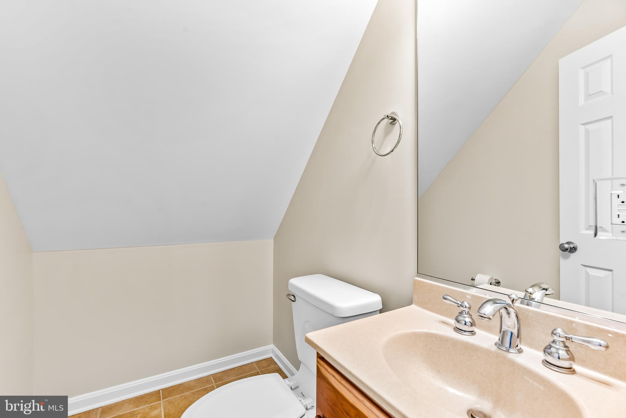 CANOE NECK CREEK - Residential