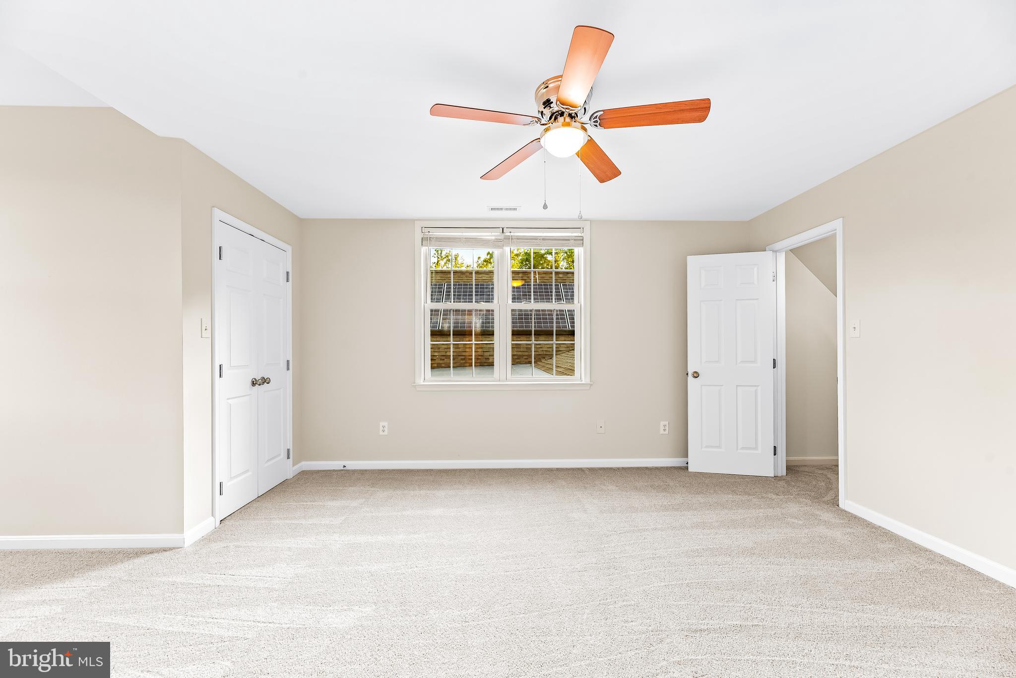 CANOE NECK CREEK - Residential