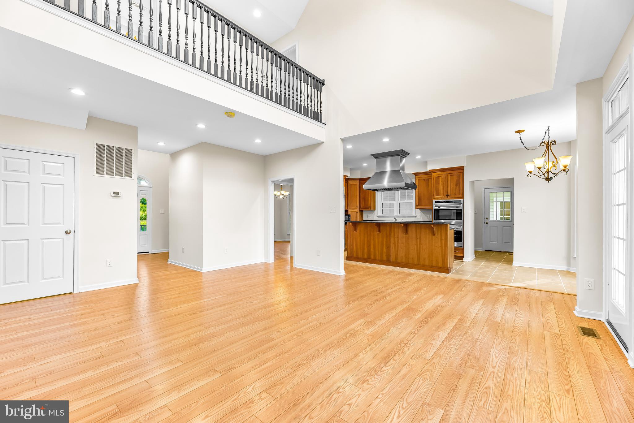 CANOE NECK CREEK - Residential