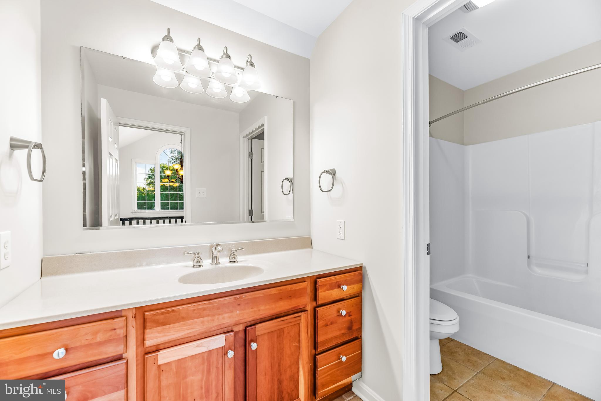 CANOE NECK CREEK - Residential